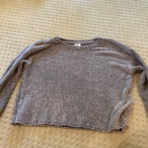 grey knit sweater